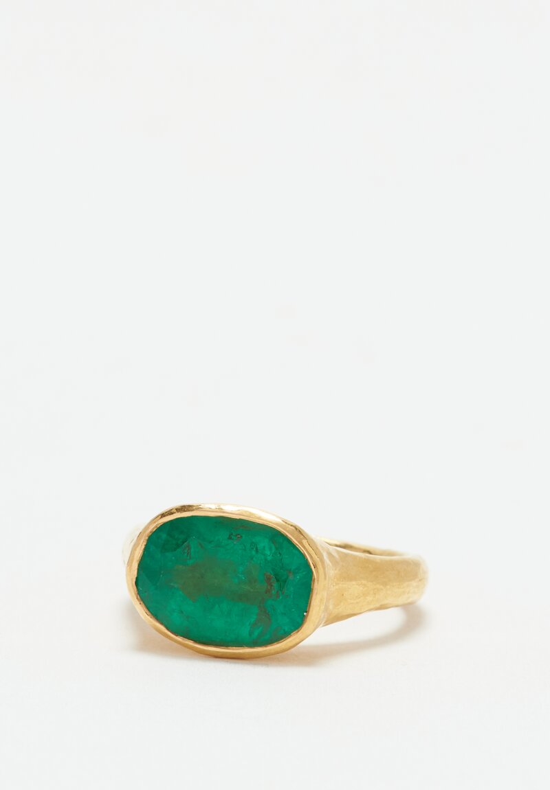 Ram Rijal 22k, Oval Emerald Ring Green	