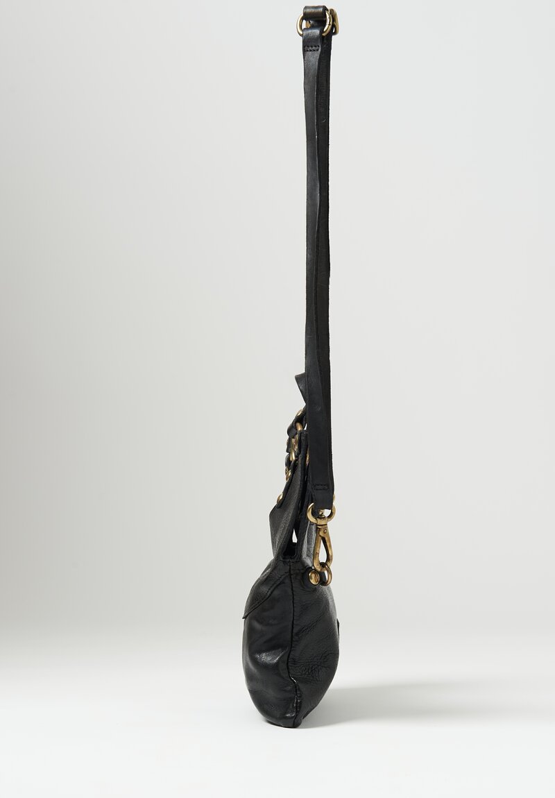 Campomaggi Small Flat Leather ''Pochette'' Shoulder Bag in Black	