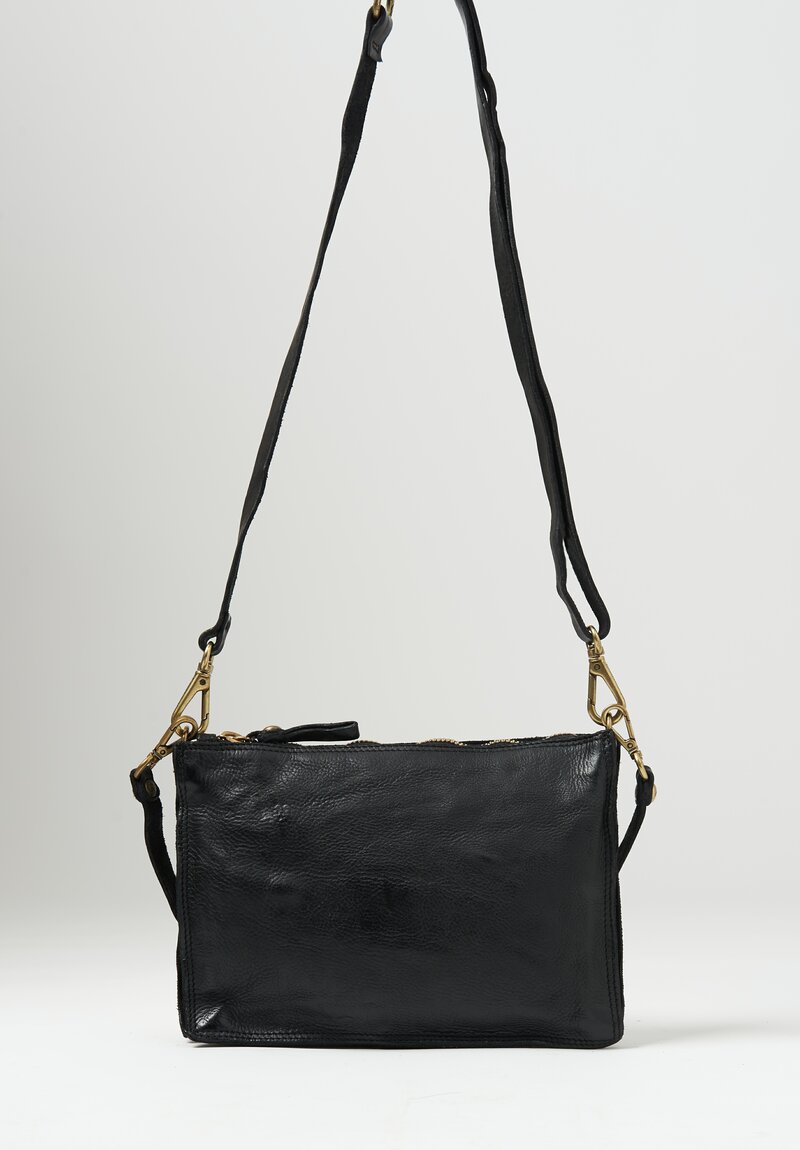 Campomaggi Leather ''Pochette'' Shoulder Bag in Black	