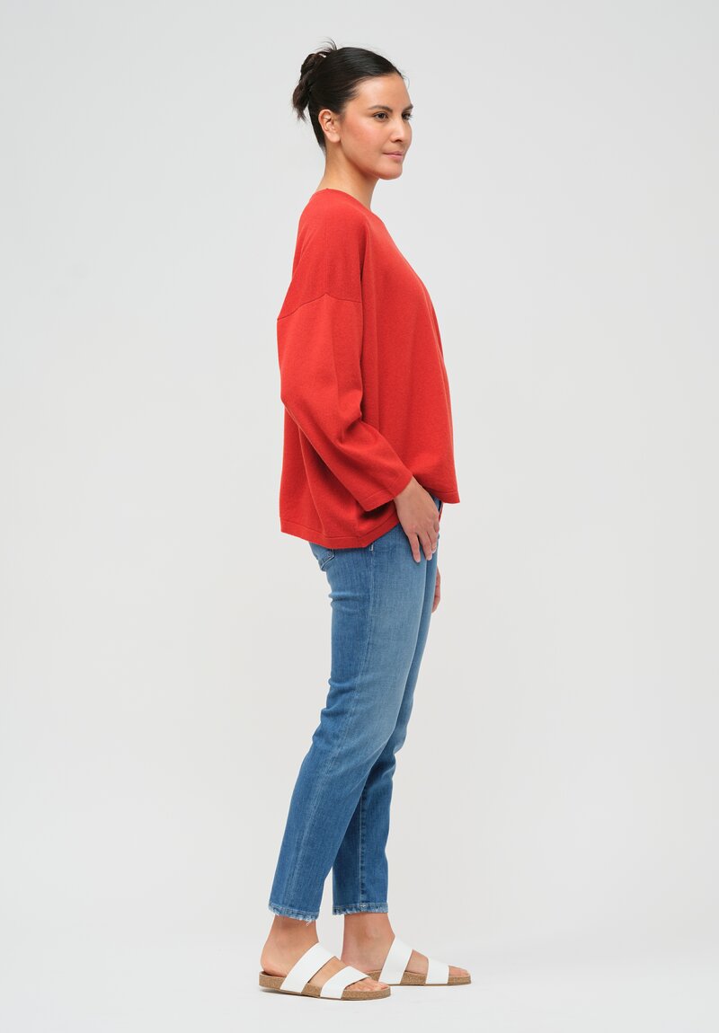 Hania New York Short Sasha Sweater in Red Dulse	