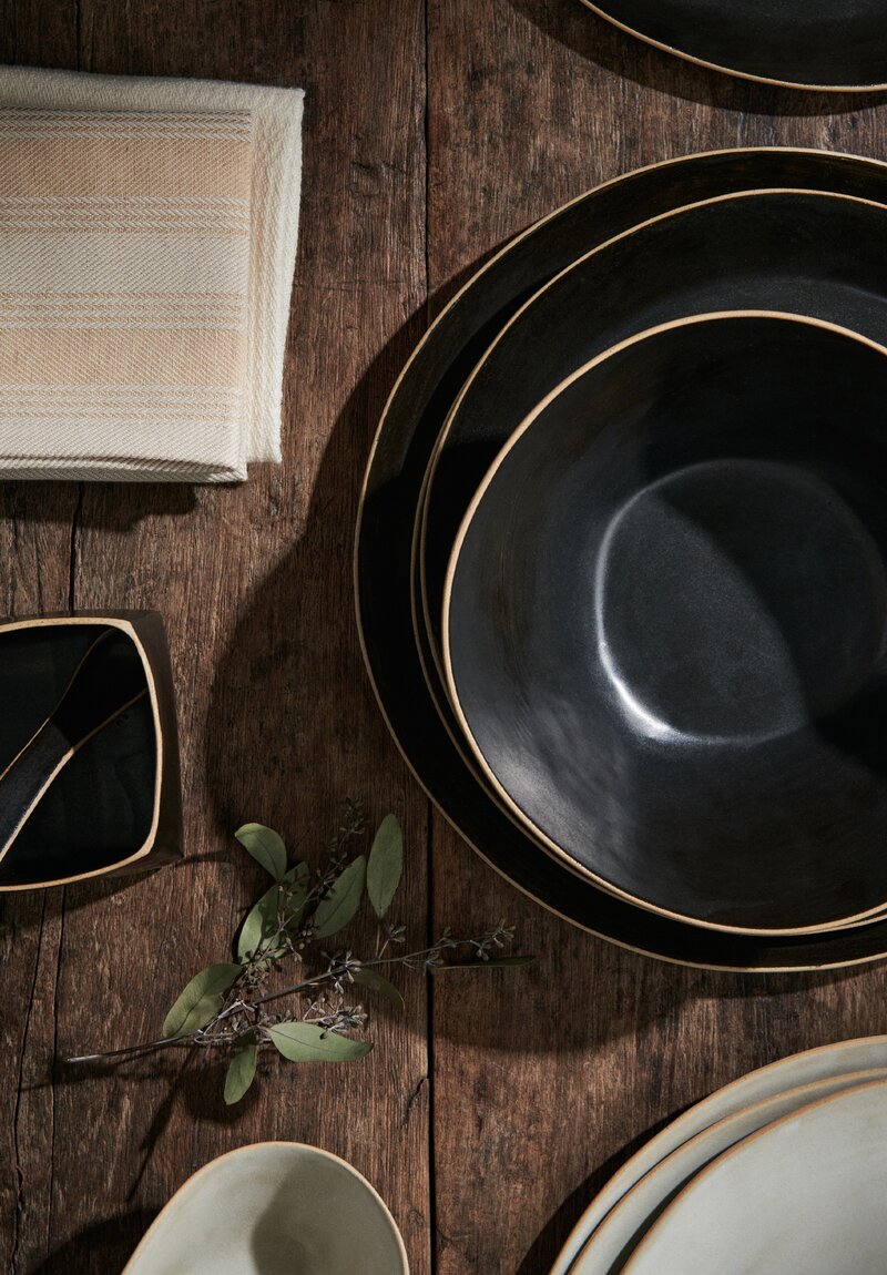 Laurie Goldstein Ceramic Ramen Bowls Black	