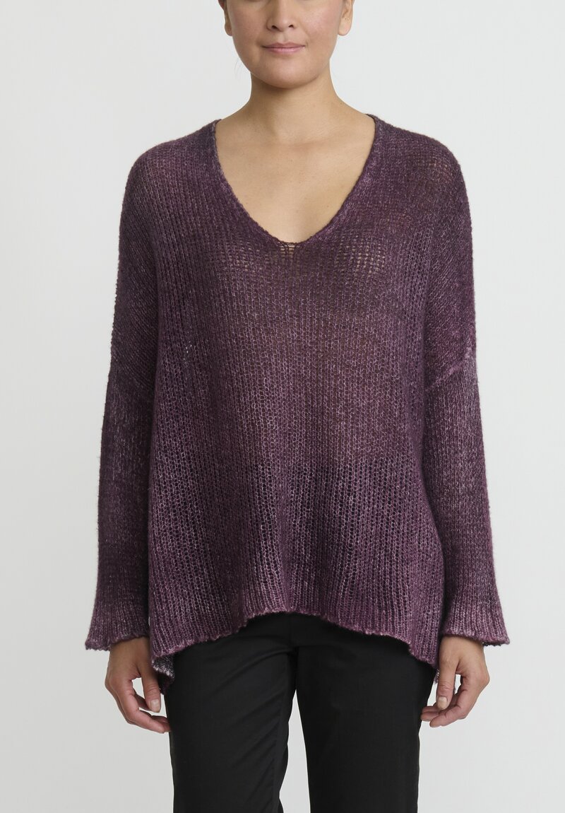 Avant Toi Loose Knit V-Neck Sweater in Nero Rhubarb Purple	