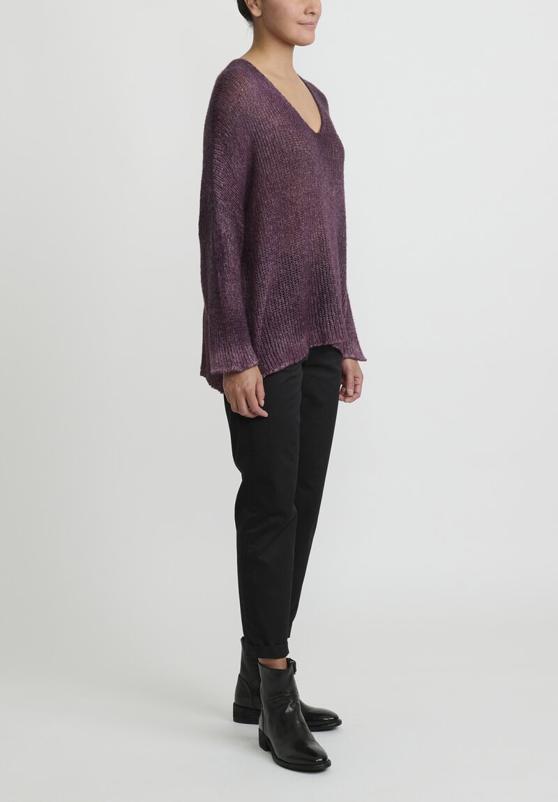 Avant Toi Loose Knit V-Neck Sweater in Nero Rhubarb Purple	