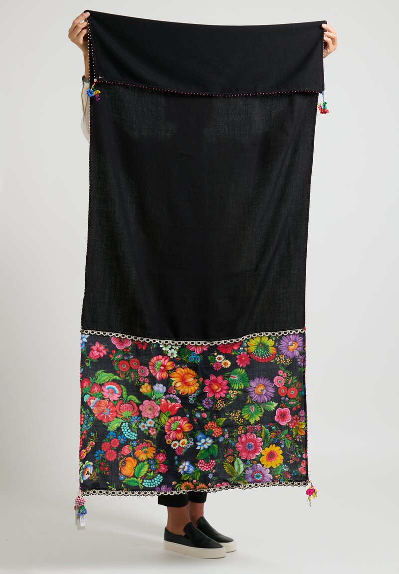 Péro Floral Scarf with Fruit and Flower Tassels	