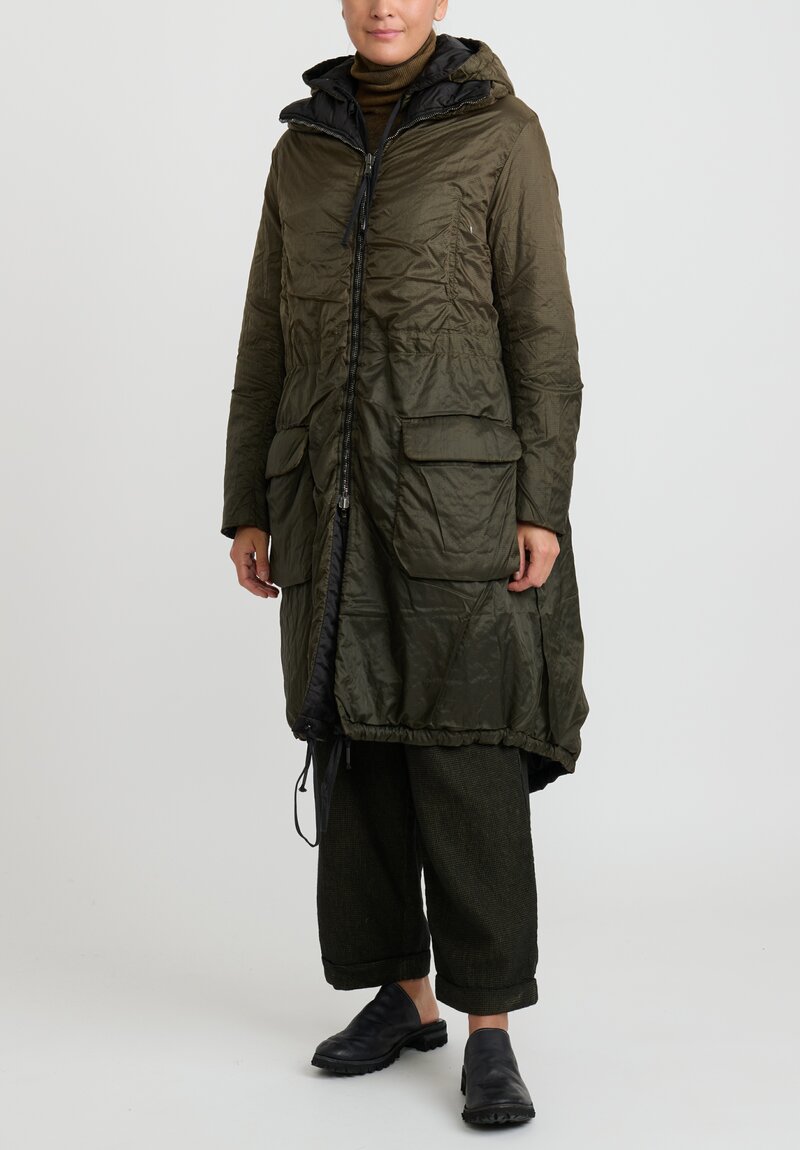 Masnada Ripstop Reversible Recycled Down ''Lam'' Parka in Black & Moss Green	
