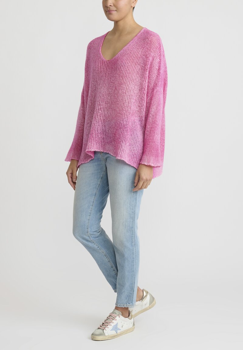 Avant Toi Loose Knit V-Neck Sweater in Hebe Pink	