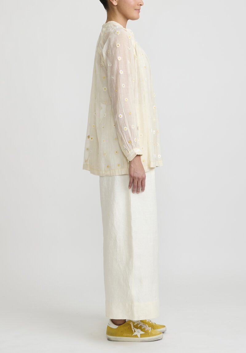 Péro Cotton and Silk Hand Beaded and Embroidered Daisy Shirt in Ivory White	