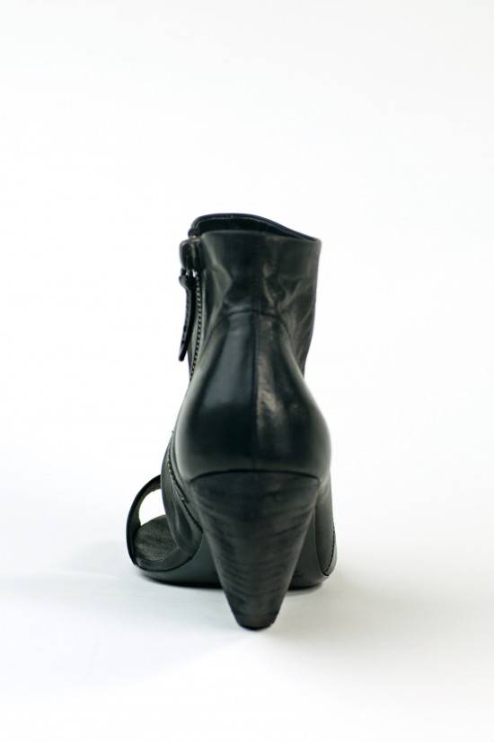 Marséll Open Front Bootie in Black