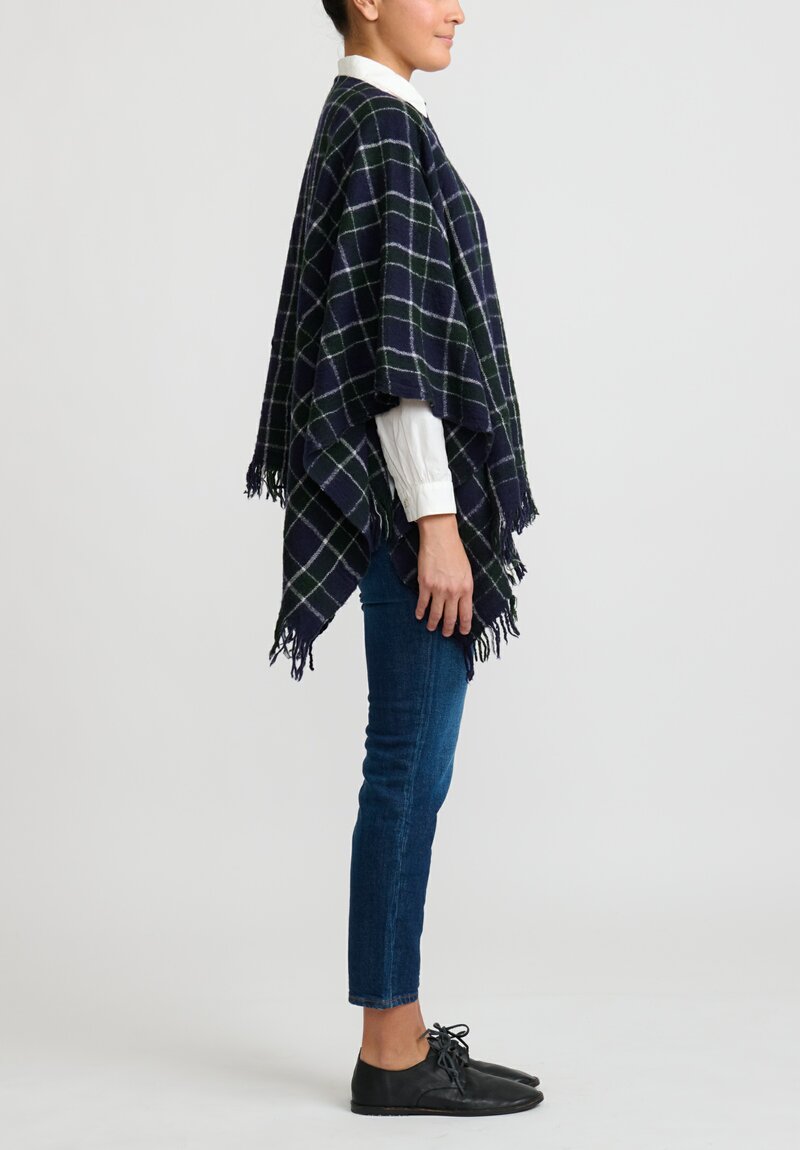 45R Soft Woolen Plaid Poncho in Navy/Forest Green	