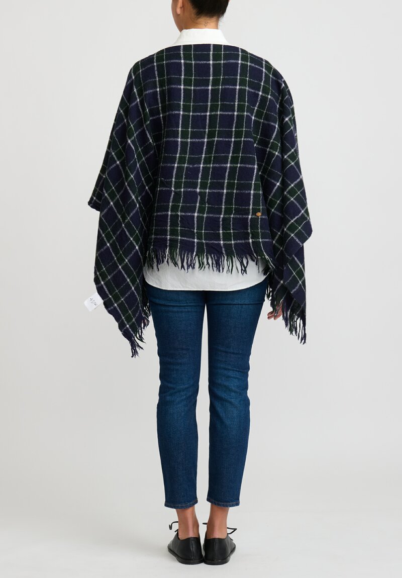 45R Soft Woolen Plaid Poncho in Navy/Forest Green	