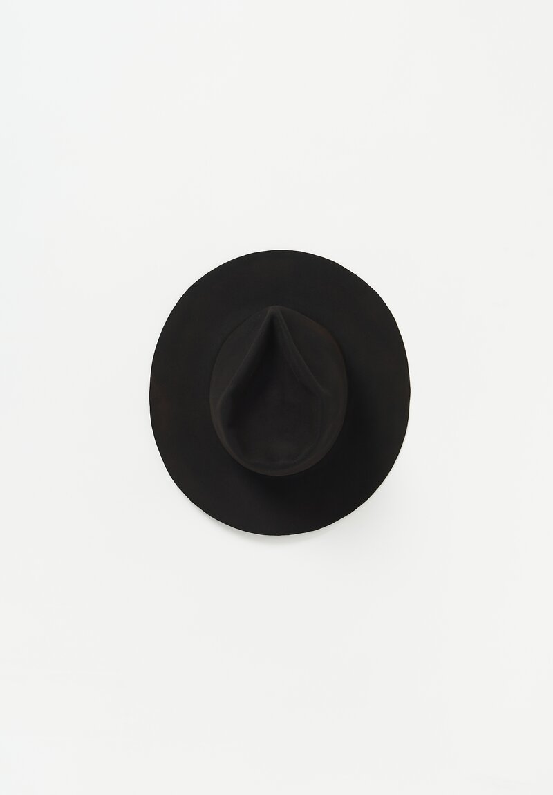 Horisaki Design and Handle Easy Burnt Beaver Curved Brim Hat in Black	