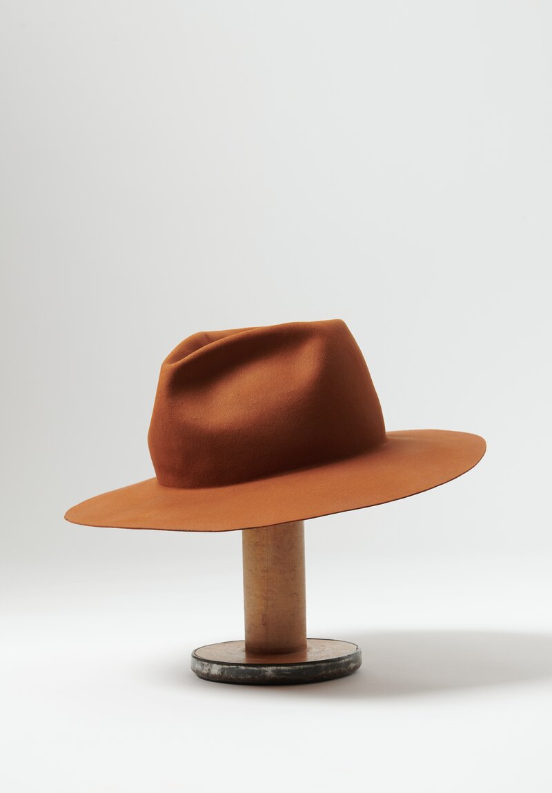 Horisaki Design and Handle Easy Burnt Beaver Curved Brim Hat in Rust Orange	