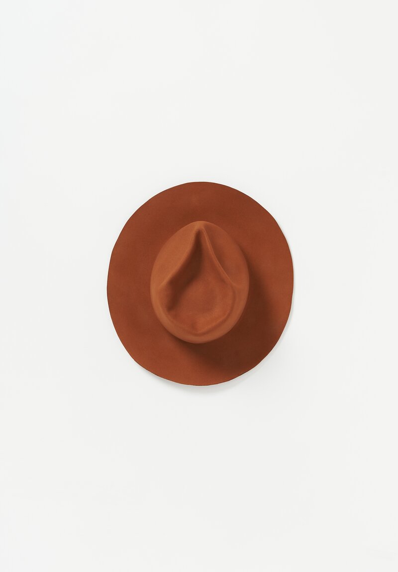 Horisaki Design and Handle Easy Burnt Beaver Curved Brim Hat in Rust Orange	