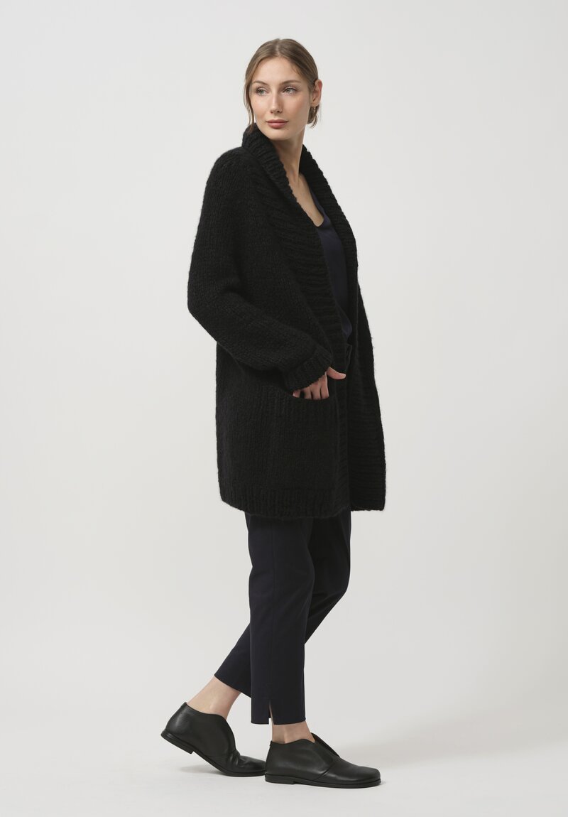 Wommelsdorff Hand-Knit Cashmere & Silk Ava Cardigan in Space Navy Blue	