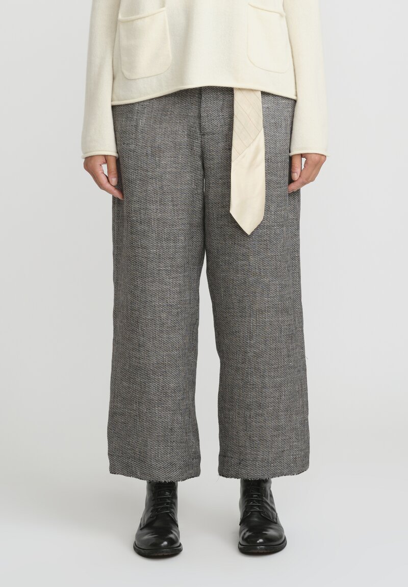 A Tentative Atelier Linen Gelsey Pants with Tie-Belt in Black & White	