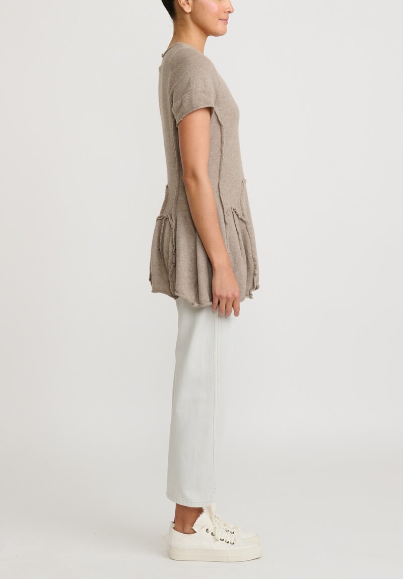 Rundholz Cashmere Shortsleeve Tulip Sweater in Linen Natural	