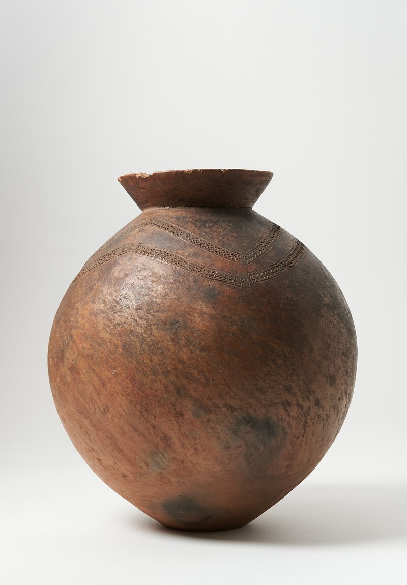 Vintage Terracotta Ovoid Vessel from the Dakari of Burkina Faso	