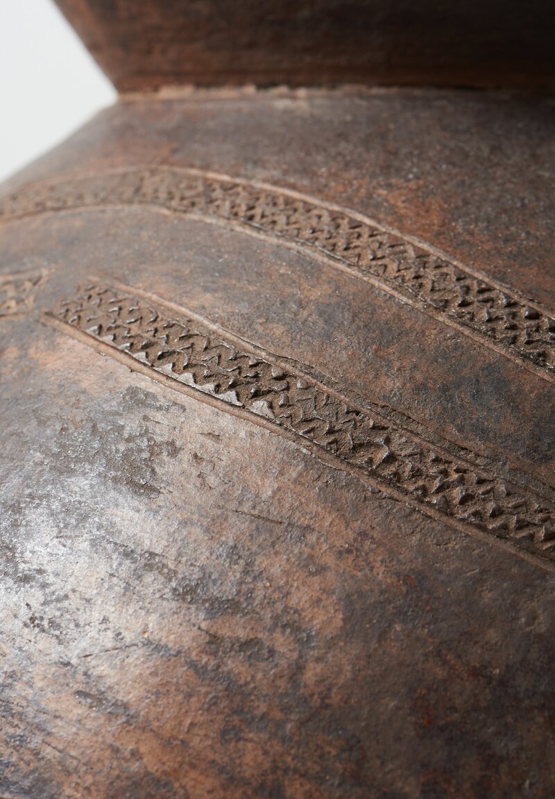 Vintage Terracotta Ovoid Vessel from the Dakari of Burkina Faso	