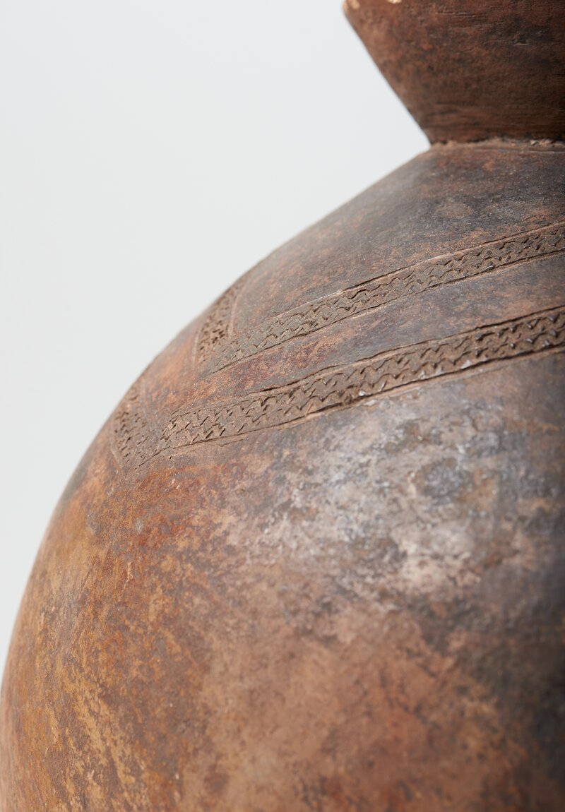 Vintage Terracotta Ovoid Vessel from the Dakari of Burkina Faso	