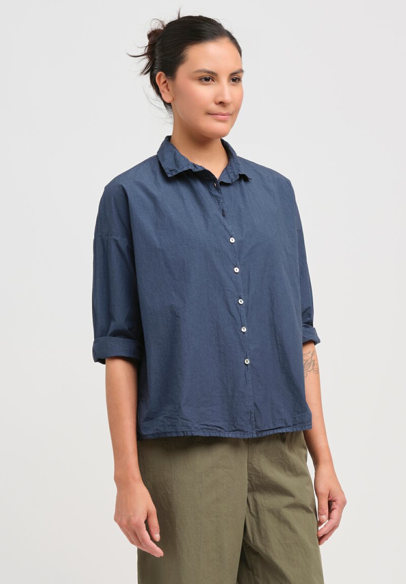 Album di Famiglia Tissue Cotton Short Collar Shirt in Navy Blue	