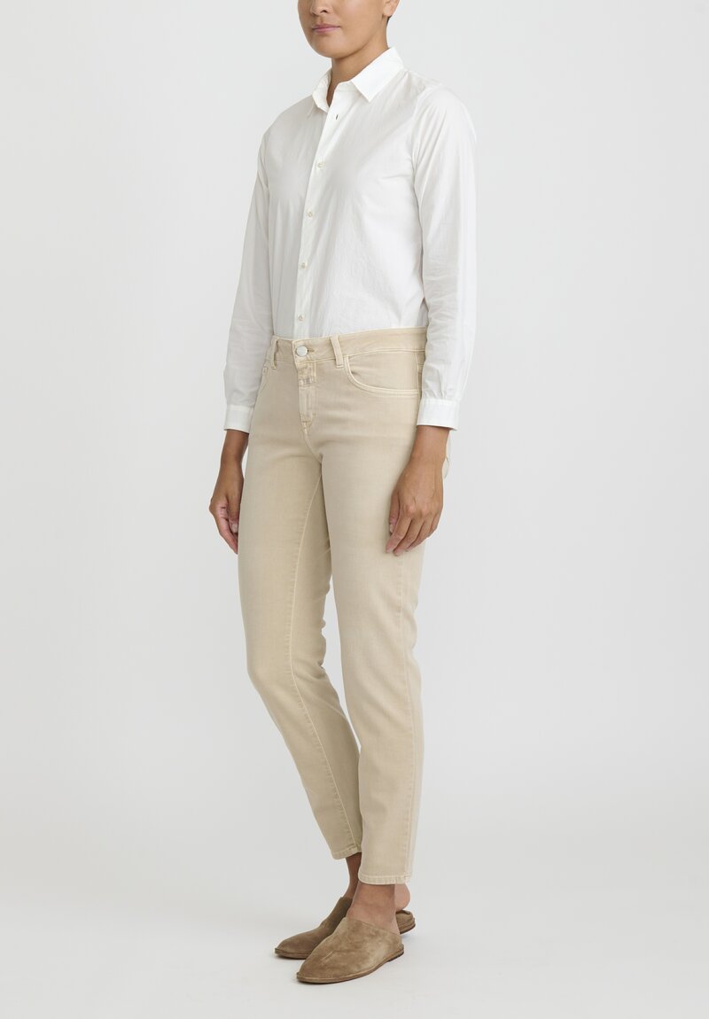 Closed Baker Cropped Narrow Jeans in Reed Beige	