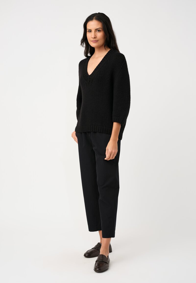 Wommelsdorff Hand-Knit Cashmere Dara Sweater in Black