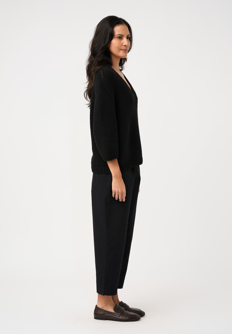 Wommelsdorff Hand-Knit Cashmere Dara Sweater in Black