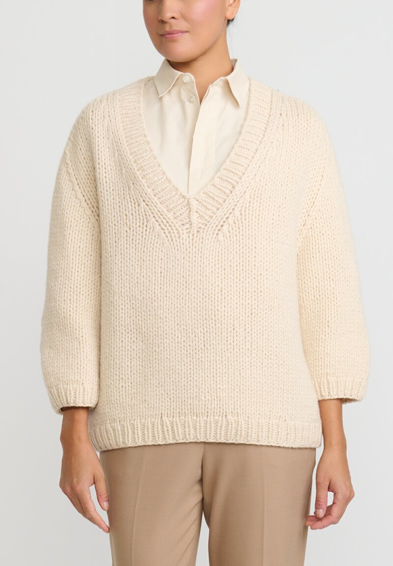Wommelsdorff Hand Knit Cashmere Dara Sweater in Natural Oatmeal