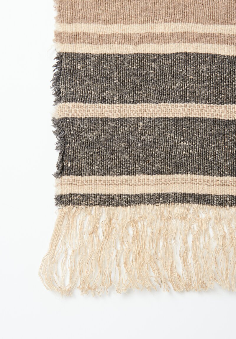 The House of Lyria Jute & Cashmere Tormentato Throw in Natural, Grey