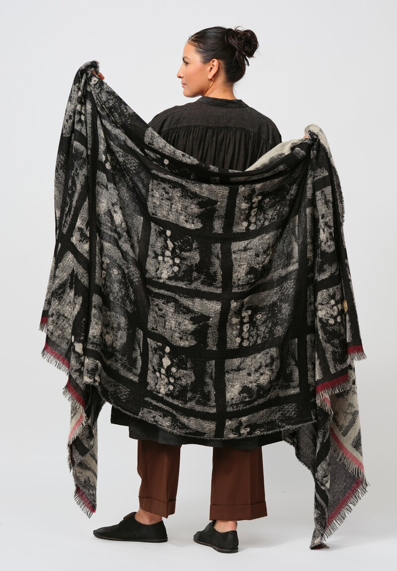 The House of Lyria Cashmere Gomez Shawl in Black & Natural	