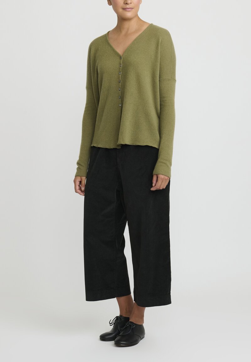 Album di Famiglia Cashmere Cardigan in Olive Green