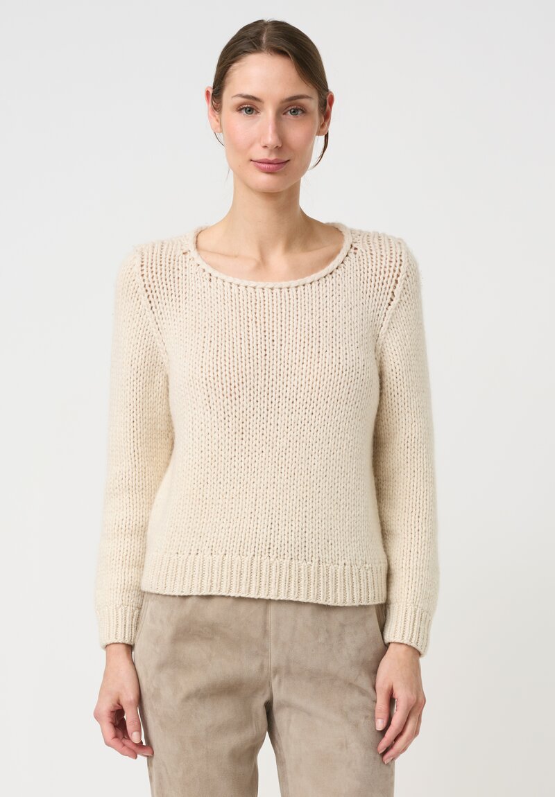 Wommelsdorff Hand-Knit Cashmere Cropped Lana Sweater in Natural Oatmeal