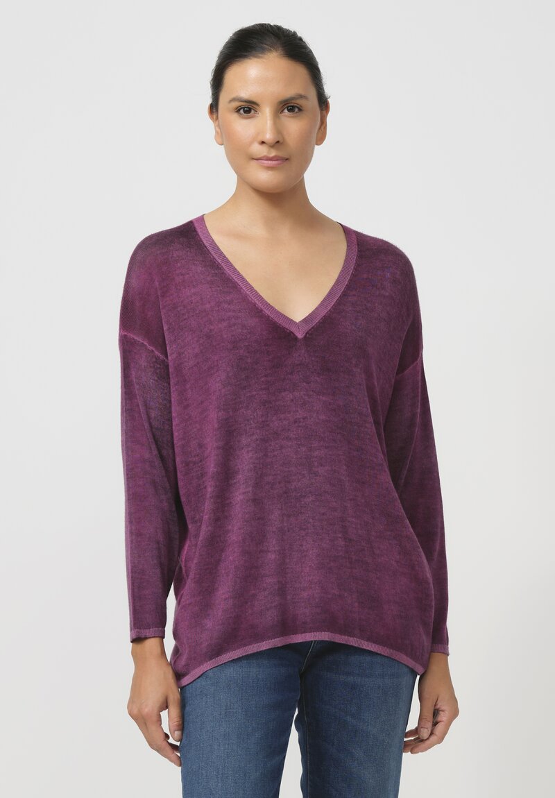 Avant Toi Cashmere & Silk Hand-Painted V-Neck Sweater in Nero Clematis Purple	