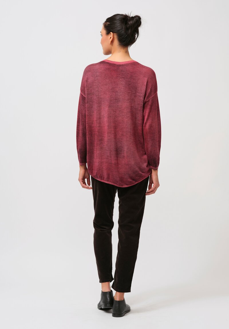 Avant Toi Cashmere & Silk Hand-Painted V-Neck Sweater in Nero Camellia Red	