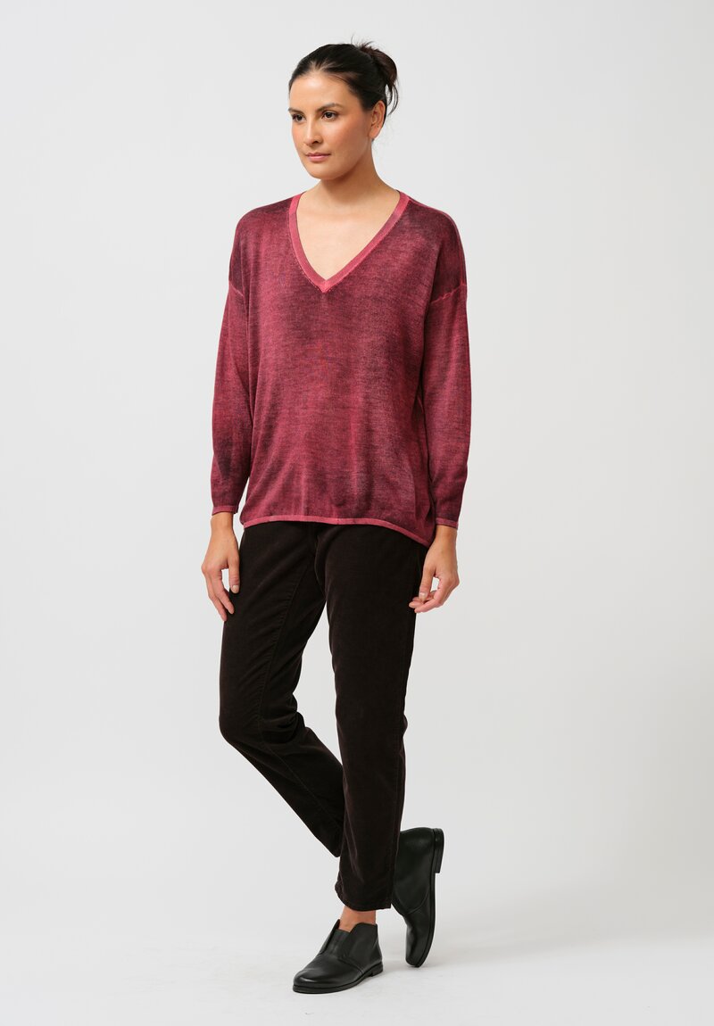Avant Toi Cashmere & Silk Hand-Painted V-Neck Sweater in Nero Camellia Red	