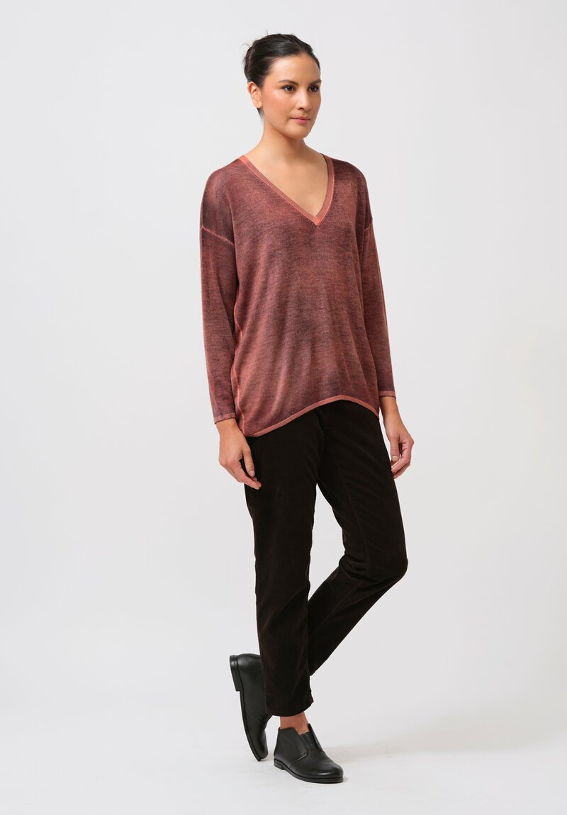 Avant Toi Cashmere & Silk Hand-Painted V-Neck Sweater in Nero Mandarancio Orange	