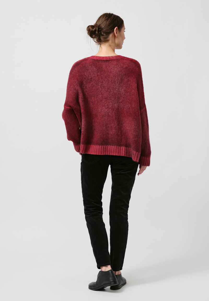 Avant Toi Hand-Painted Cashmere & Silk Barchetta V-Neck Pullover in Nero Camellia Red	