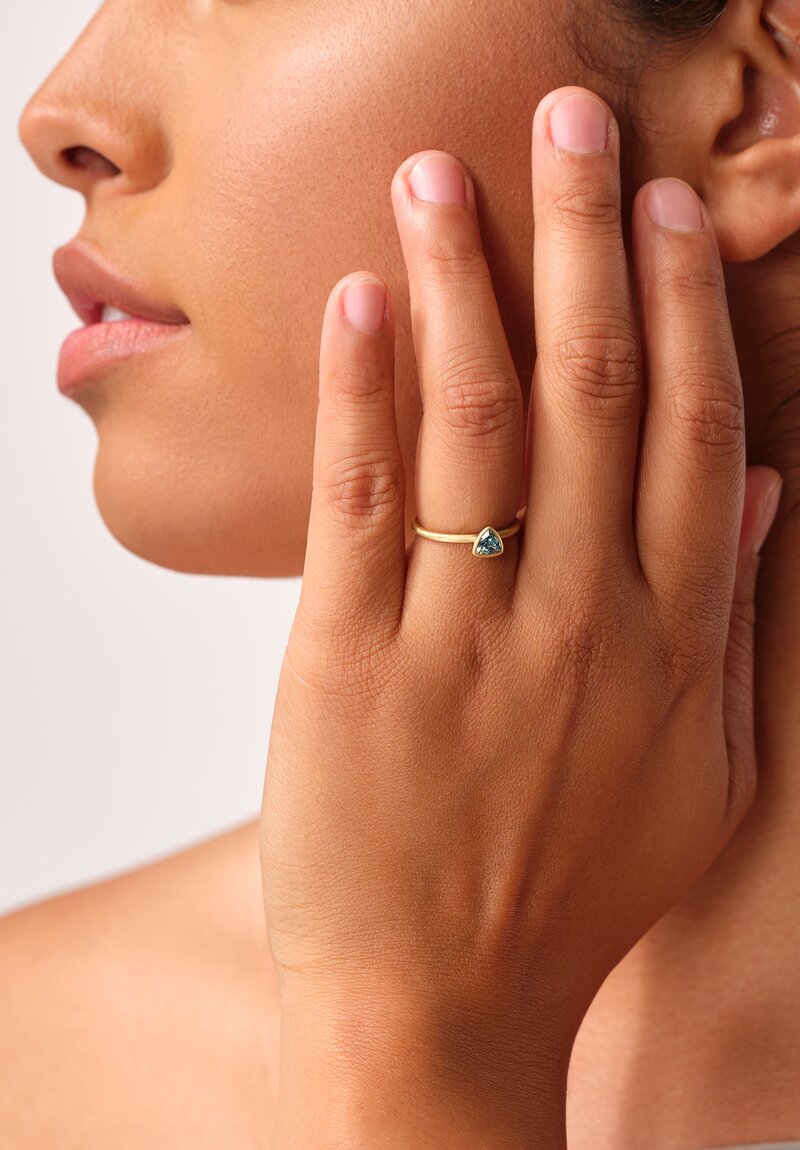 Kimberly Collins 18K Aquamarine Yumdrop Ring .35 Ct	