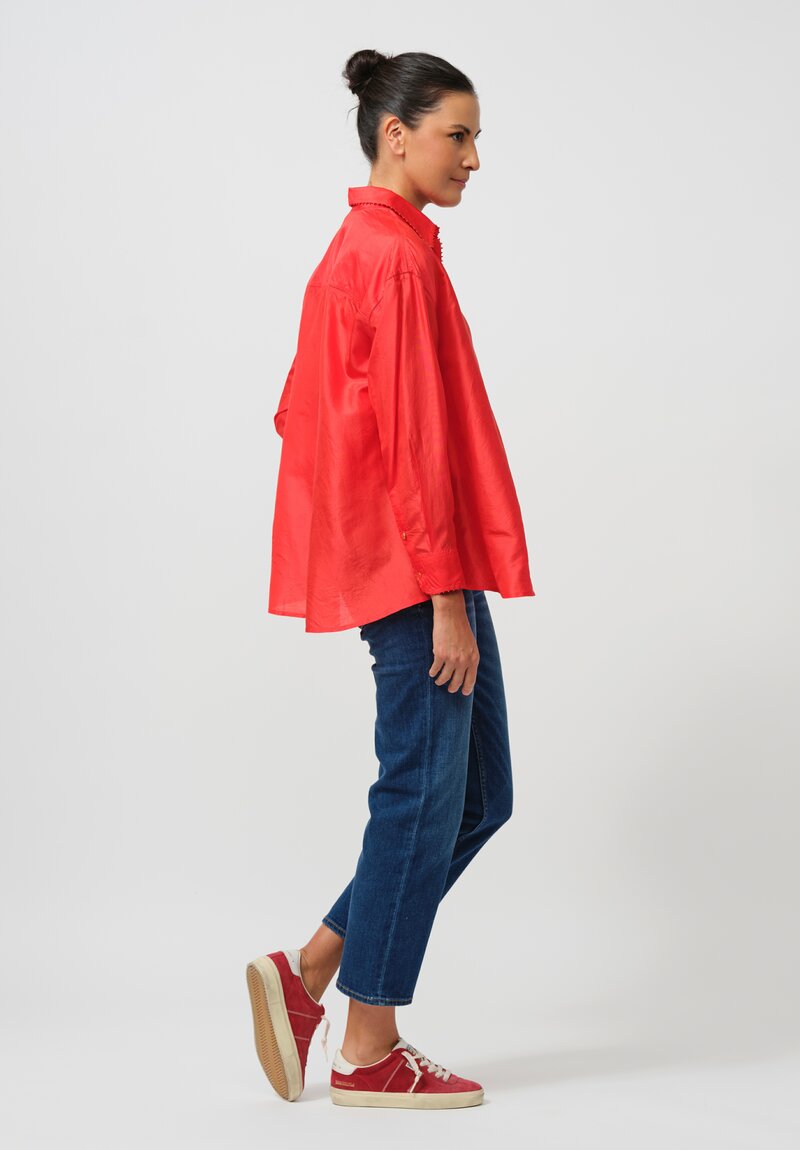 Péro Silk Button-Down Shirt in Red	