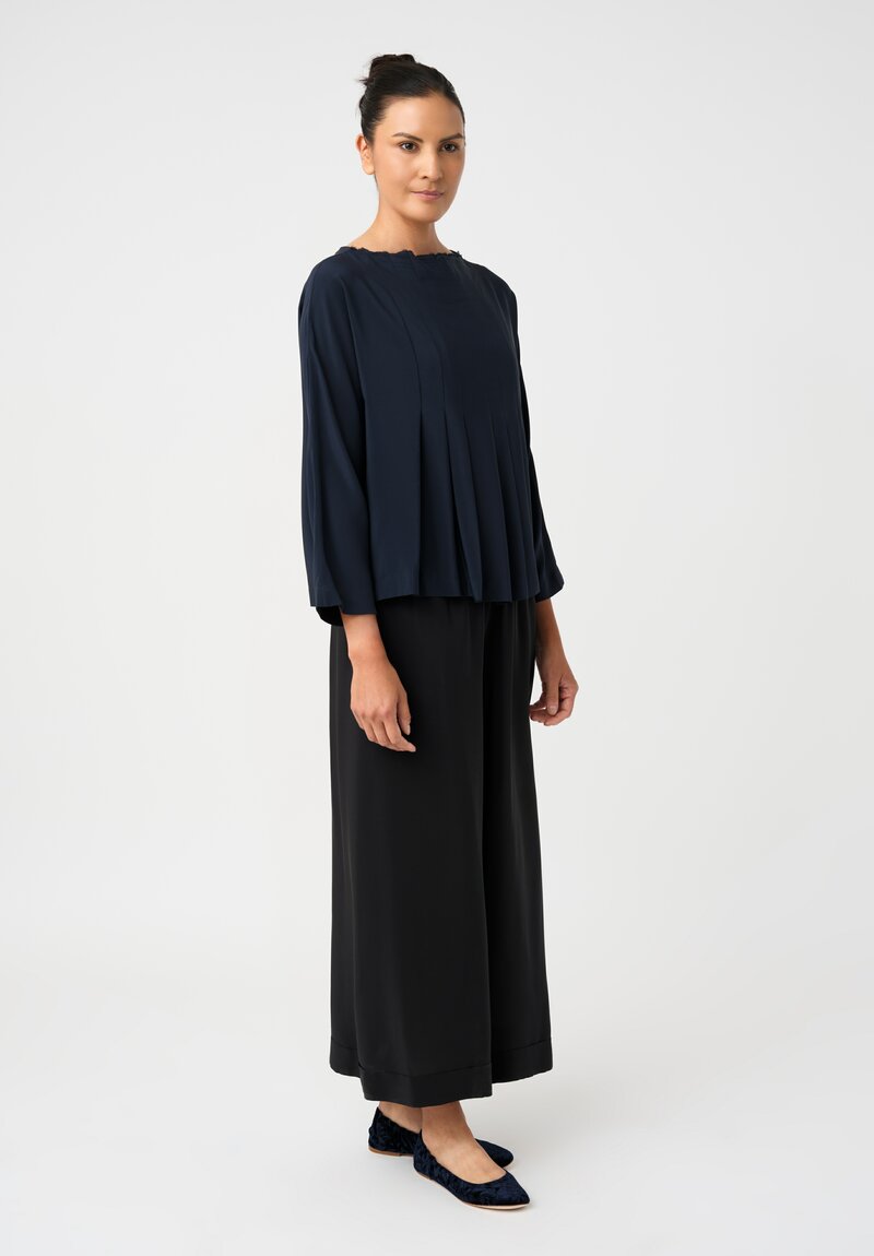Daniela Gregis Lightly Sheer Silk Wide Leg High Waist Pigiama Tasche Pants with Slightly Cropped Ankle Length Hemline in Black Three Quarter View
