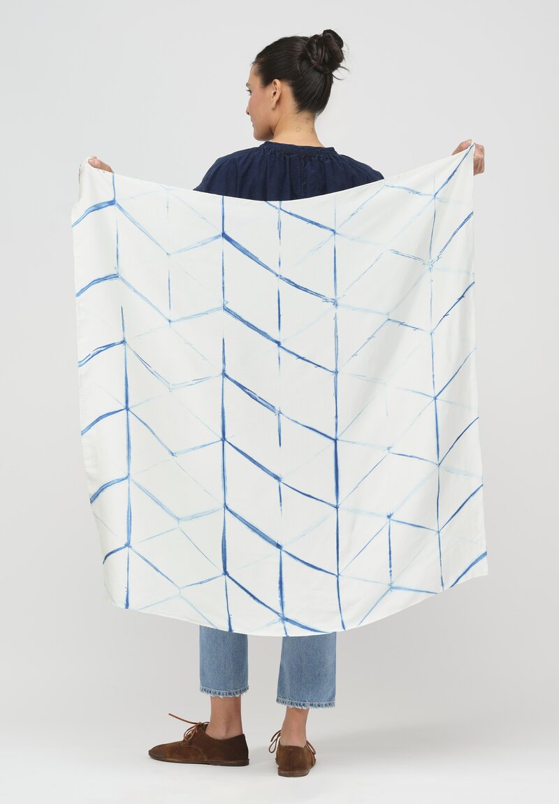 Cottle Silk Leaf Vein Fermentation Scarf in White & Blue Vein	