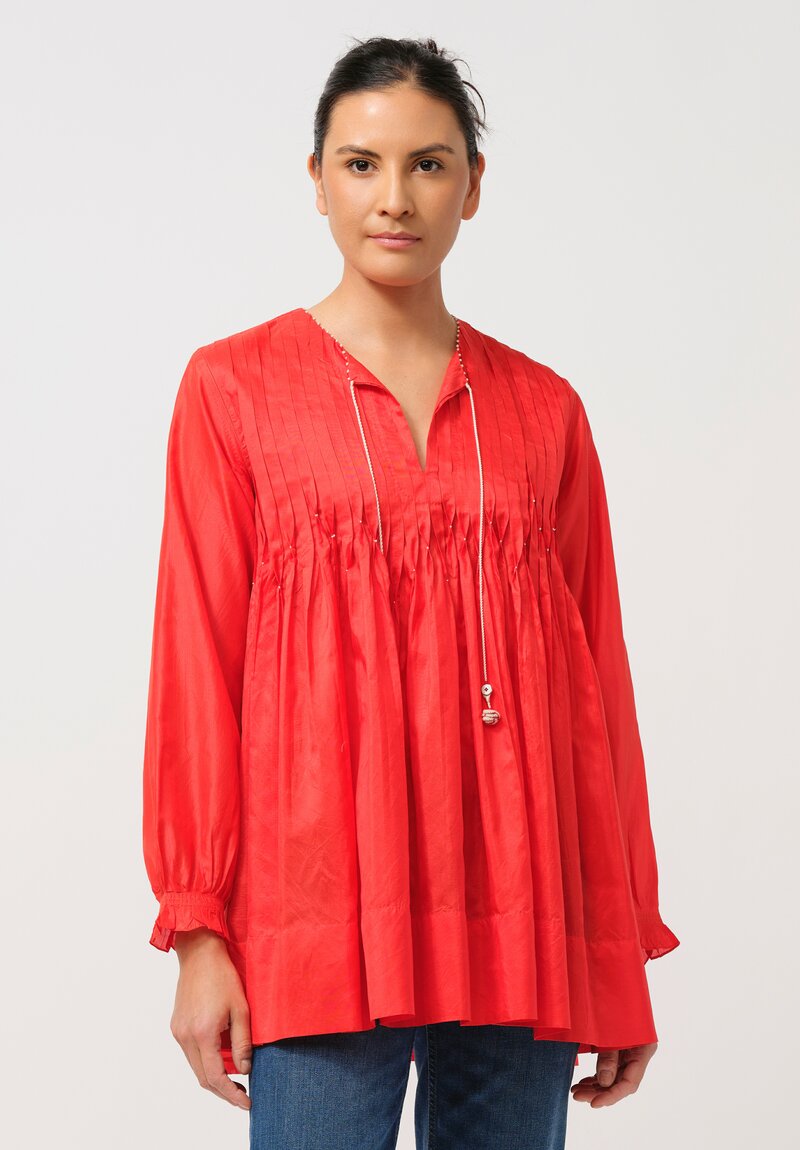 Péro Silk Pintuck Top in Red