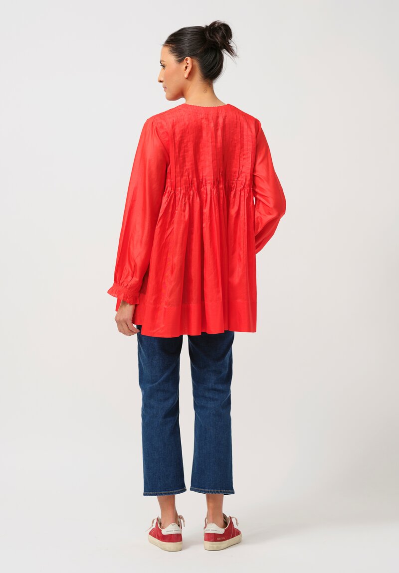 Péro Silk Pintuck Top in Red