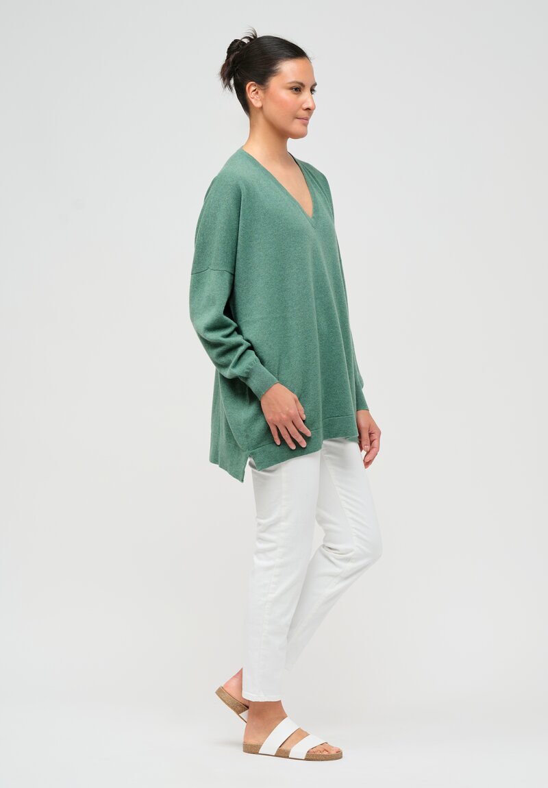 Hania New York Cashmere Marley V-Neck Sweater in Strath Green	