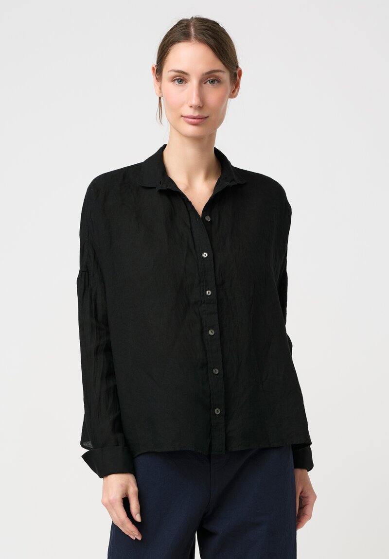 Forme d'Expression Woven Linen Squared Shirt in Black