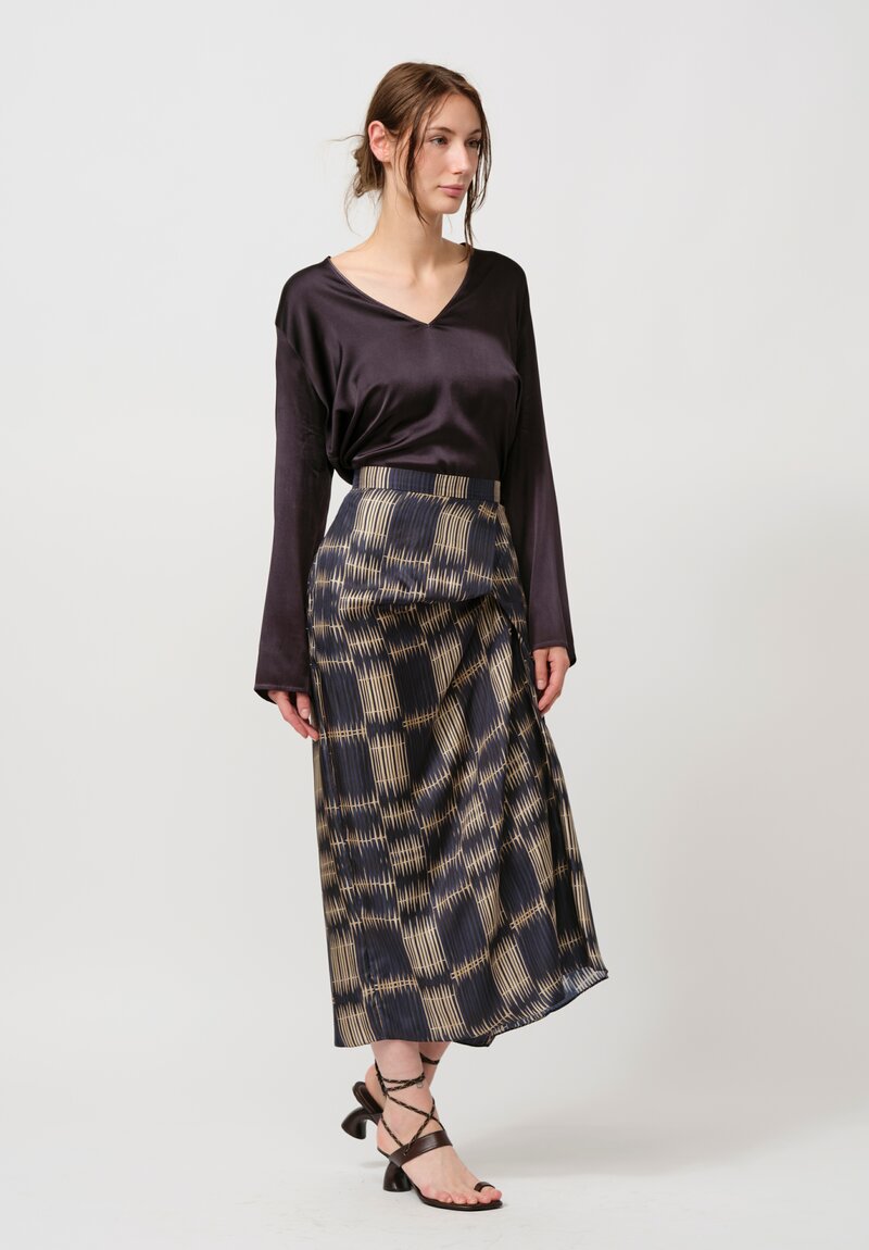 Biyan Silk Twill Slim Skirt in Navy	