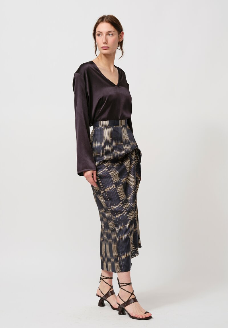 Biyan Silk Twill Slim Skirt in Navy	