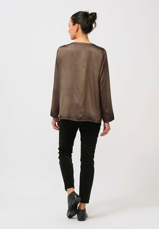 Avant Toi Hand Painted Silk Lunga Barchetta Top in Nero Mushroom Grey	