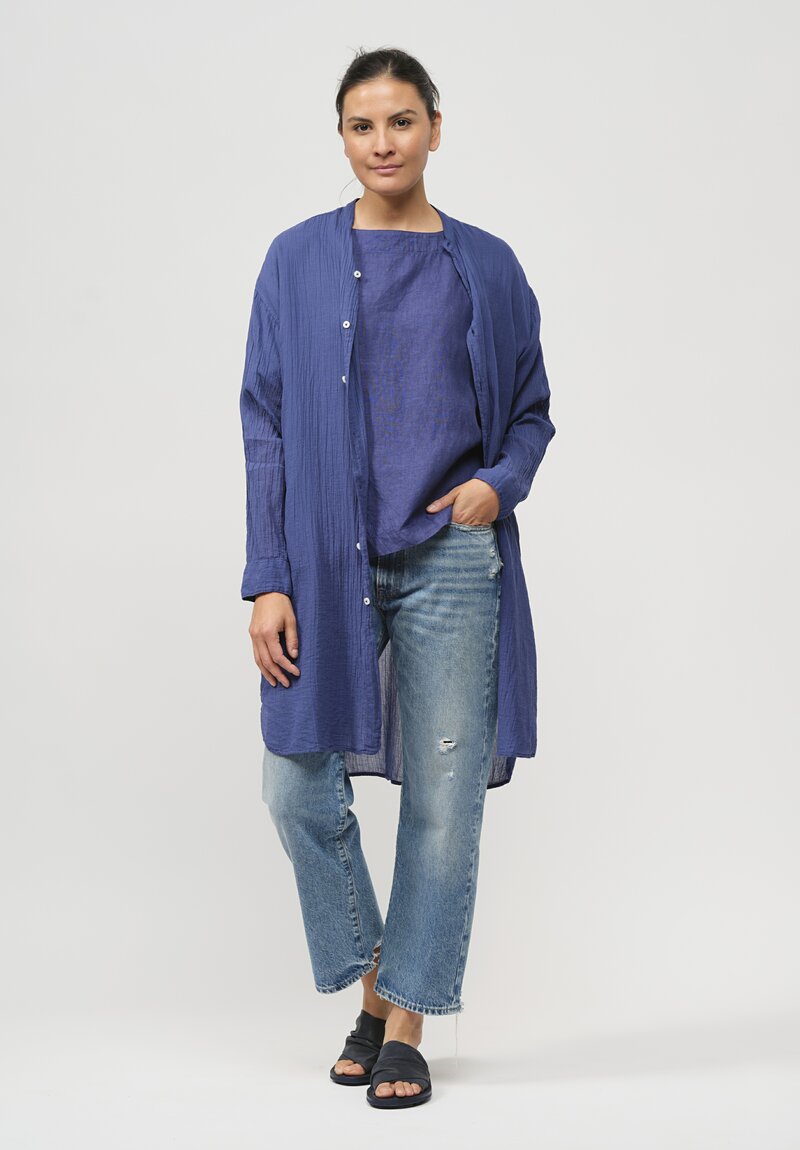 Armen Linen Overdyed Boat Neck Pullover Shirt in Military Blue	