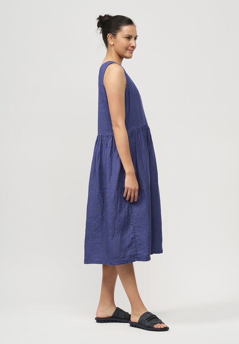 Armen Linen Overdyed Boat Neck One-Piece Sleeveless Dress in Military Blue	